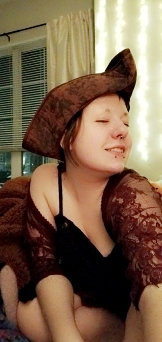 Hey paypigs today is a no makeup day ❤️ you should find my books 📚 https://t.co/9VUliXaTZB<a href="/tag/findom"class="tags"><span>#findom</span></a><a href="/tag/paypigs"class="tags"><span>#paypigs</span></a><a href="/tag/feetworship"class="tags"><span>#feetworship</span></a><a href="/tag/cashcow"class="tags"><span>#cashcow</span></a><a href="/tag/finsub"class="tags"><span>#finsub</span></a>