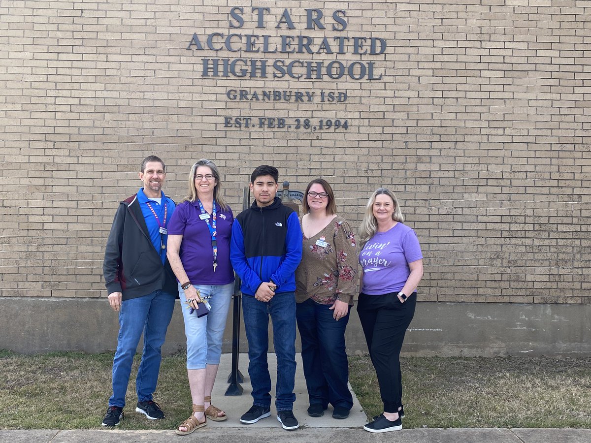 STARSHS2's tweet photo. Congrats Torivio Bautista, STARS #9thGraduate this semester!!! Torivio is college bound and interested in the medical field! He has a great big future ahead of him! Way to go Torivio! #whatyoudomatters #WeAreSTARS https://t.co/3acnRLIvXO