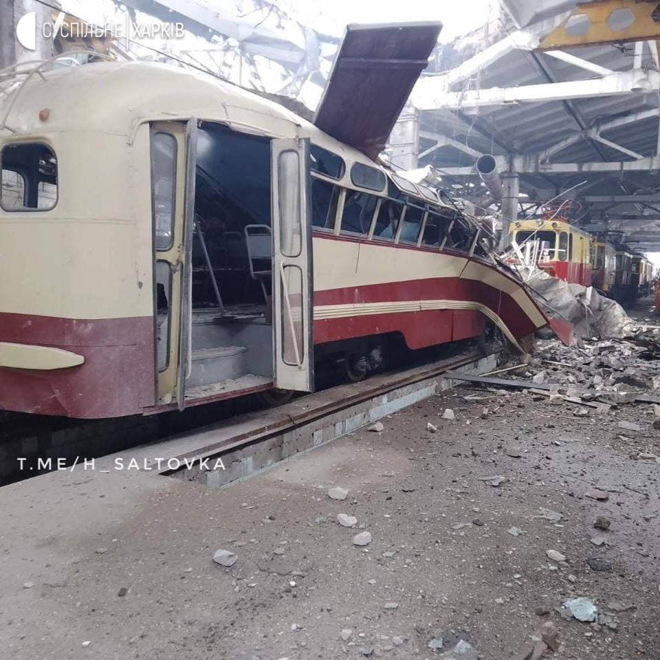 truth_about_war's tweet photo. 🚃 The #Saltiv tram depot in #Kharkiv after bombshells. Photo by: @h_saltovka
#StandingWithUkraine #RussianAggression #StopPutin #UkraineRussianWar #UkrianeWar https://t.co/ylRthYIDYz