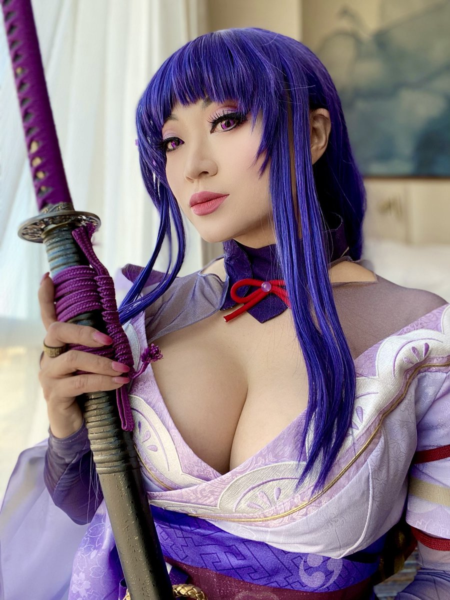 YayaHan's tweet photo. She will cut you https://t.co/GYJqkeCQuc