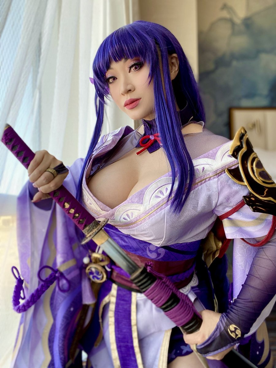 YayaHan's tweet photo. She will cut you https://t.co/GYJqkeCQuc