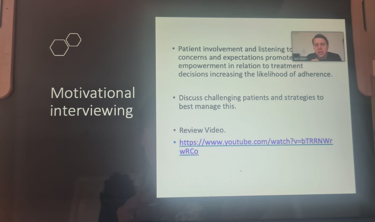 sommcourses's tweet photo. 2nd Virtual Foundation Theory Day of 2022 delivered by @sharonchanb &amp; @jackydiko. Another really enthusiastic cohort of AHPs from the NHS,military, &amp; private sectors, with one student dialling in from Switzerland🇨🇭. A great learning experience for all. See you in 2 weeks for F2F! https://t.co/ZyacT3VHjv