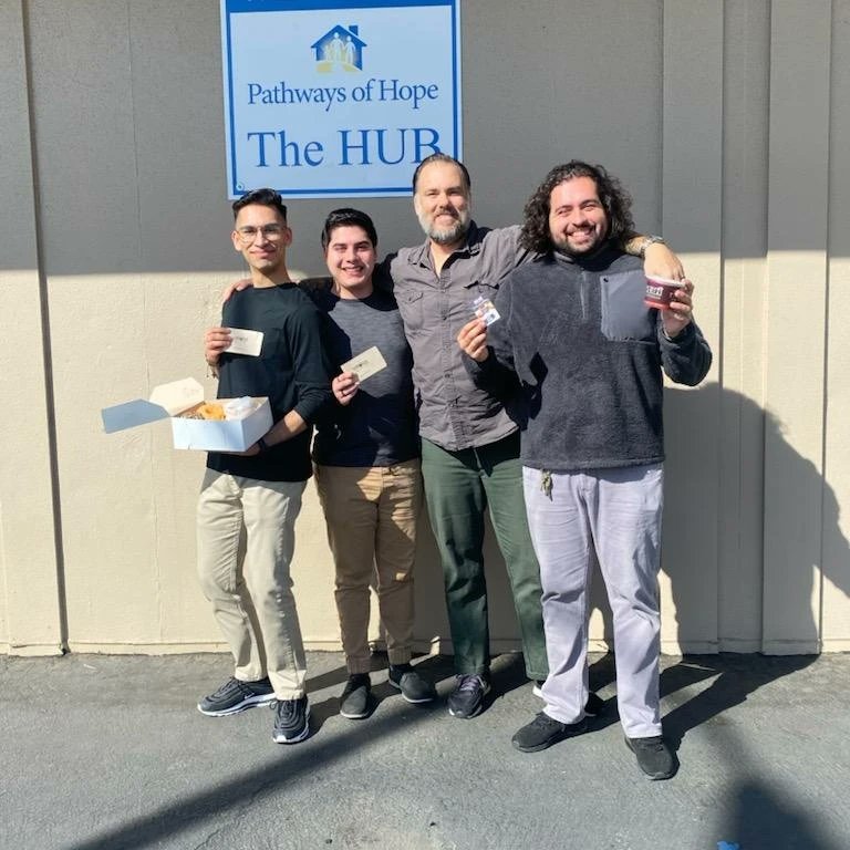 Pathways_ofHope's tweet photo. Our Executive Director David was the Donut Fairy today and brought delicious treats and gift cards to all our staff!
Thank you David 💙
Happy #EmployeeAppreciationDay!!
#EndHunger
#EndHomelessness
#PathwaysPassion https://t.co/IcmTMqsyEo