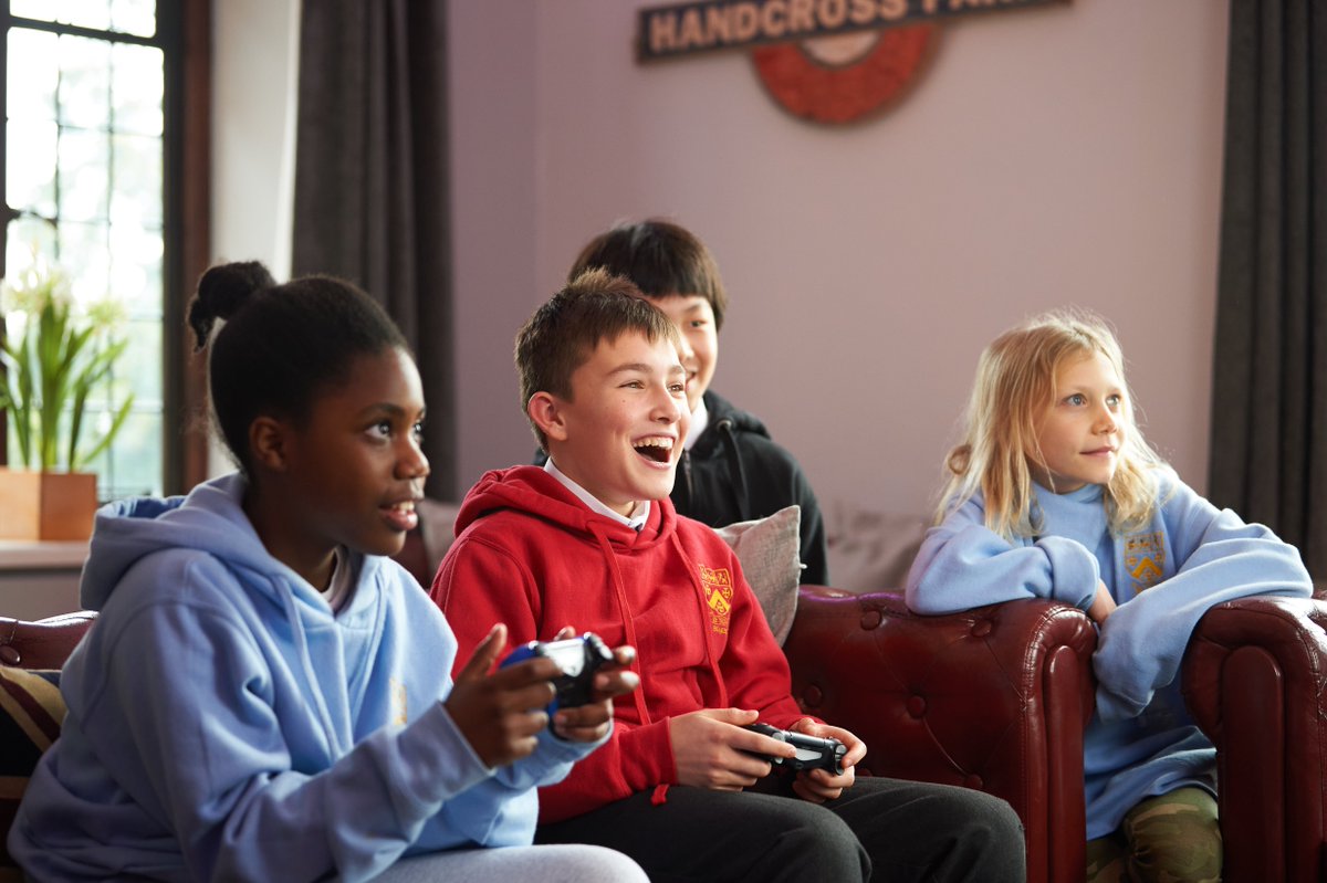 HXP_Boarding's tweet photo. Today at School... the PS4 is a huge hit with our boarders! #TalesofHXP #HXPBoarding #HXPHappiness https://t.co/zTz6hM397G