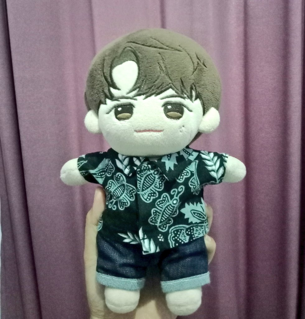 [HELP RT]

WTS ONG SEONGWU COCOAONG 20 CM

> Ready INA (Jawa Timur)
> Rp 355.000,-
> What will you get? Doll, 2 set clothes, &amp; 1 pair of shoes.
> Bisa lewat toko hijau &amp; oren

#wts #cocoaong #ongseongwu
