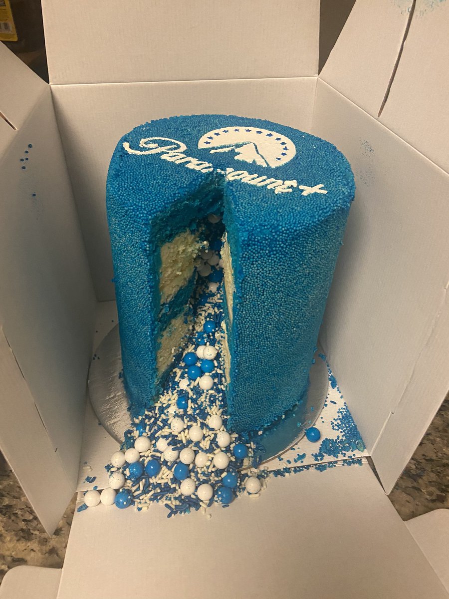 ScottPorter's tweet photo. It’s @paramountplus’s BDay and they wanna party with you. Starting Friday March 4th tweet #ParamountPlusBday + #Sweepstakes for your chance to win a DOPE (& tasty) cake, Paramount+ gift card & Fire Stick delivered right to your door!
Sweepstakes Rules: https://t.co/WTCp2U5X2Q https://t.co/Fx4qyxj5DN
