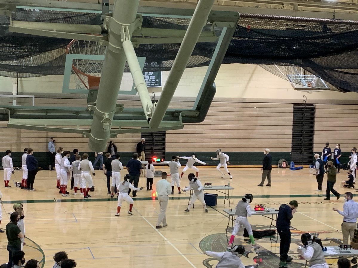 ⁦<a href="/FCASD/">Fox Chapel Area School District</a>⁩ fencing teams at championships. Fun night to be a teacher watching kids do their stuff! ⁦<a href="/FCStudentSec/">Fox Chapel Students</a>⁩