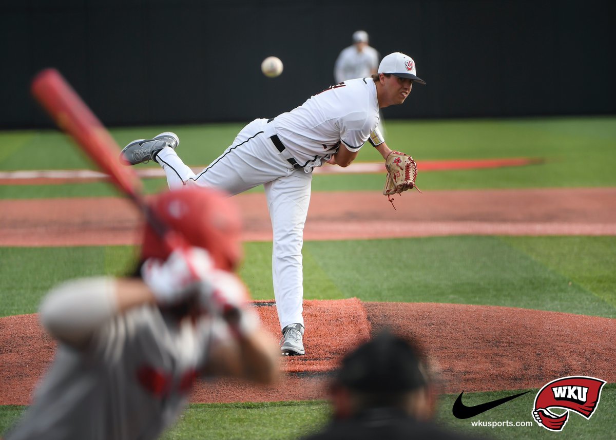 WKUSportsPics's tweet photo. @WKU_Baseball opens up the series with Hartford with a 11-2 win
#GoTops 

📸's : https://t.co/3EE40NzsMt https://t.co/gDK5jKpdRr