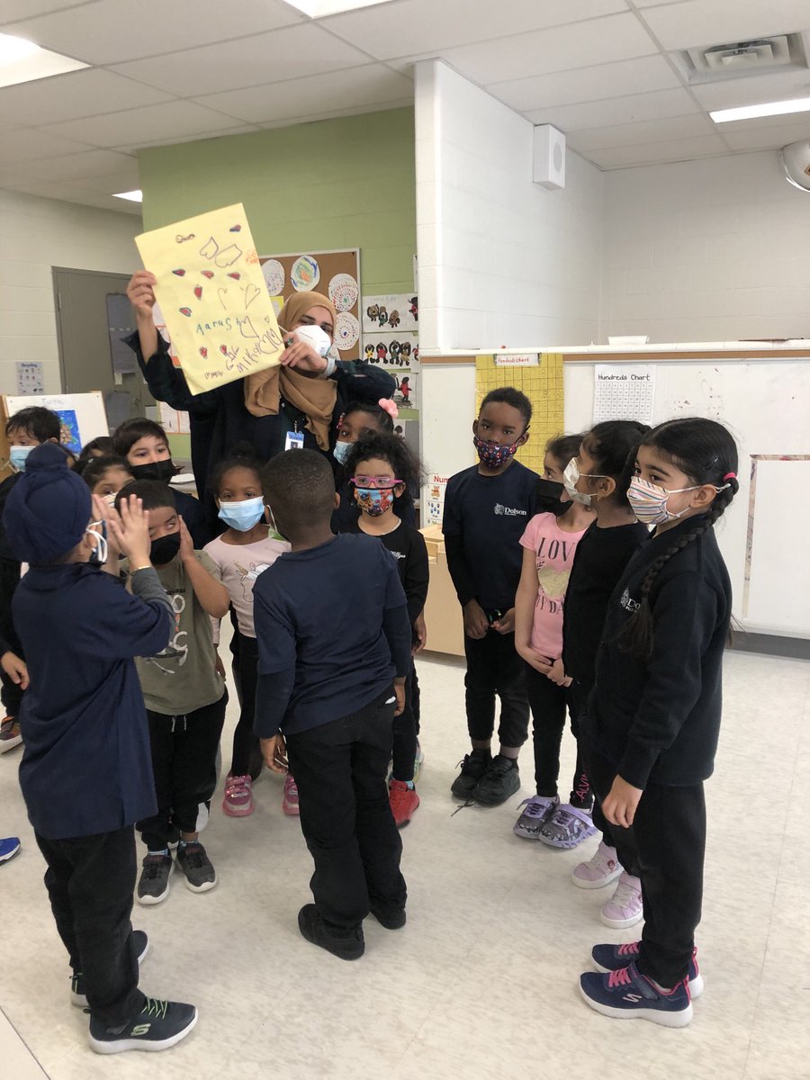 KD2DolsonPS's tweet photo. Thank you Mrs. Farah for all the hard work you do for us everyday ⁦@DolsonPS⁩ ⁦@shawn_sabourin⁩ ⁦@SPaulK7⁩ https://t.co/GI1XEbscX6
