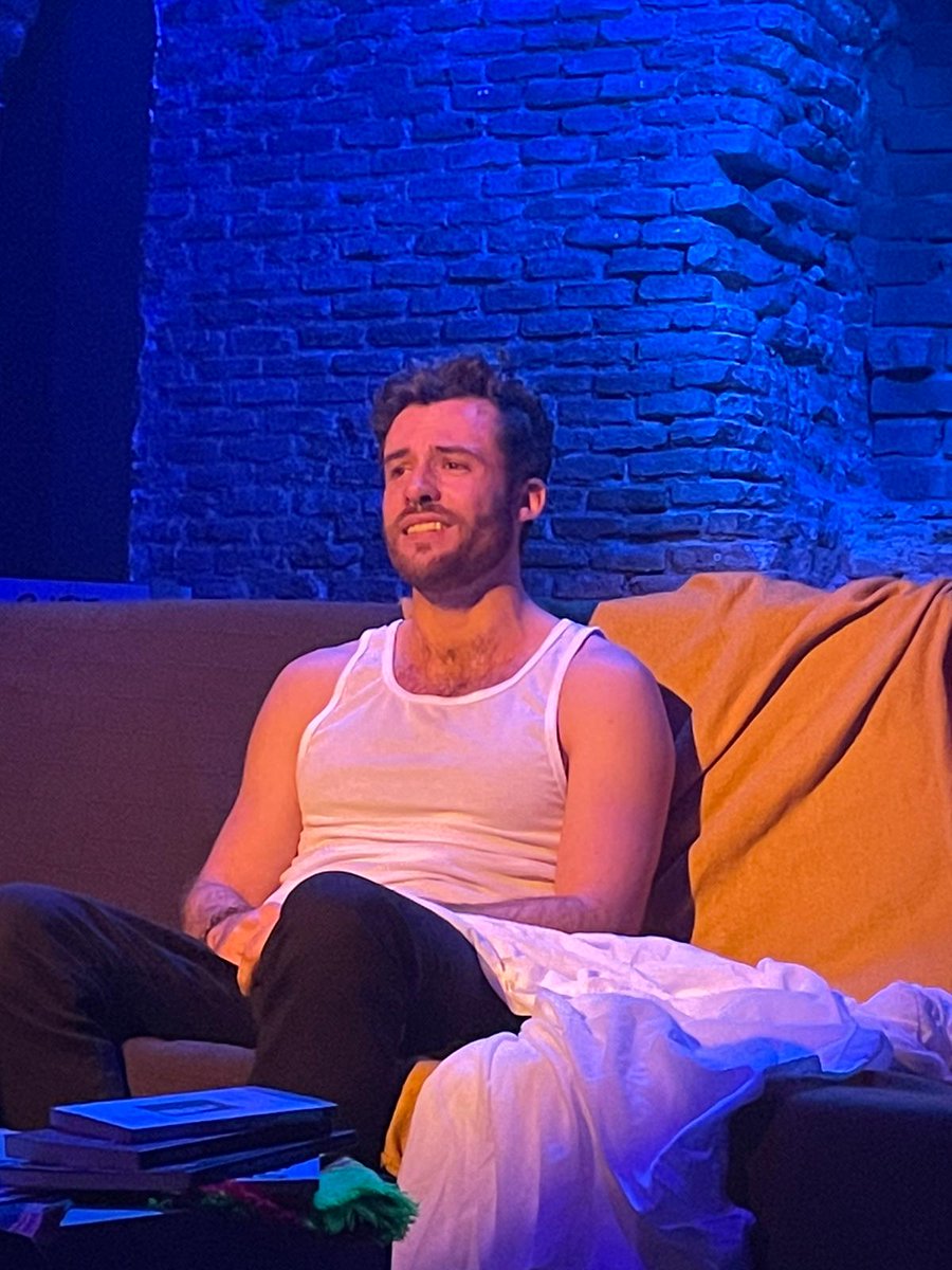Cris_marianii's tweet photo. Algunas fotos de la función estreno de #reconversos en Madrid https://t.co/5WOkWyWpNR