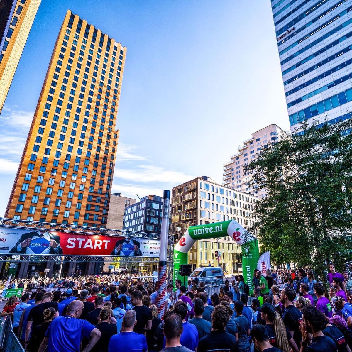 Op 1 juli is het tijd voor de Zuidas Run 2022! 5 of 10 kilometer op een unieke locatie in Nederland. Ga jij de uitdaging aan? De inschrijving is nú geopend. Aanmelden kan via ➡️ bit.ly/3sG3lbZ.