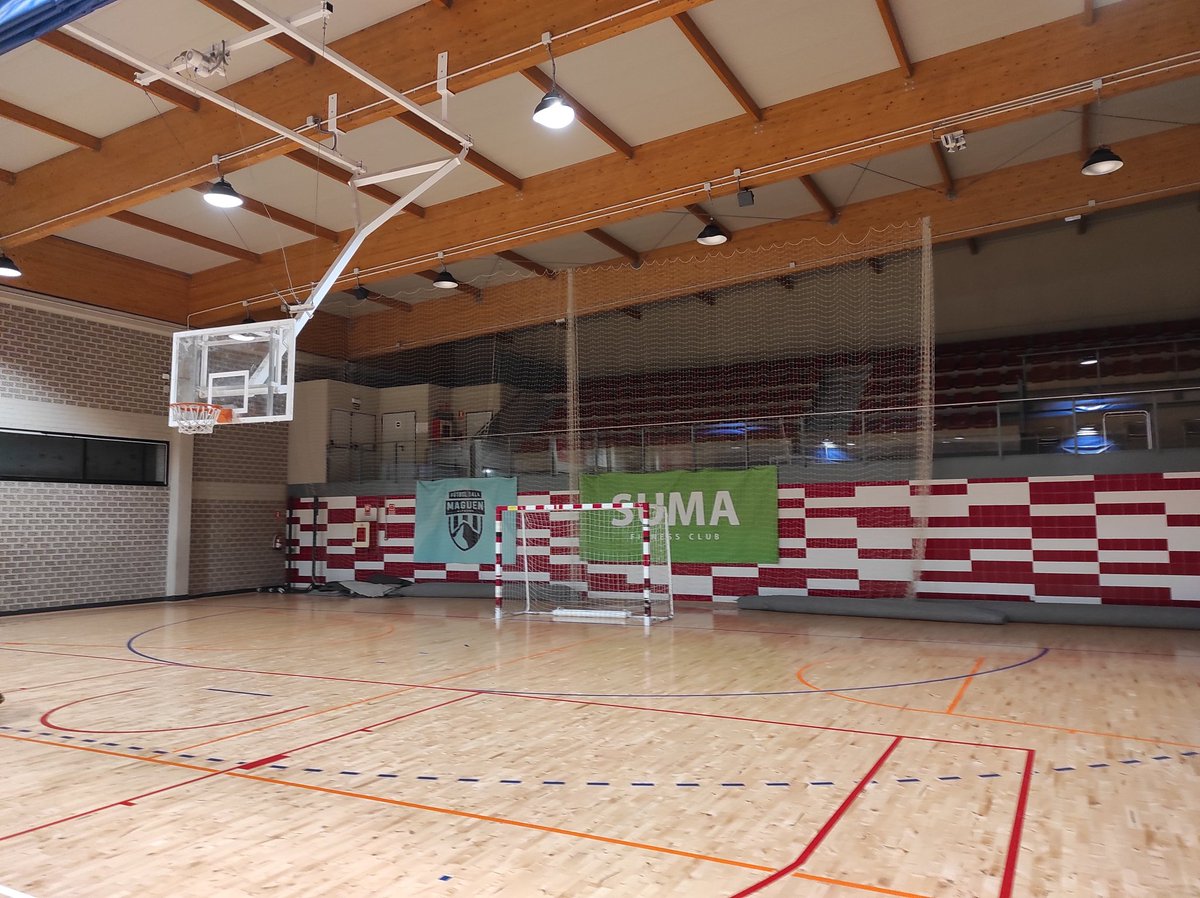 CBSKLNS's tweet photo. Preparando el amistoso de mañana contra Basket Alfafar.
A las 18.00 en el Templo de la Estafa.

Amunt Equip
Amunt Afició https://t.co/DBQbwrOaWx