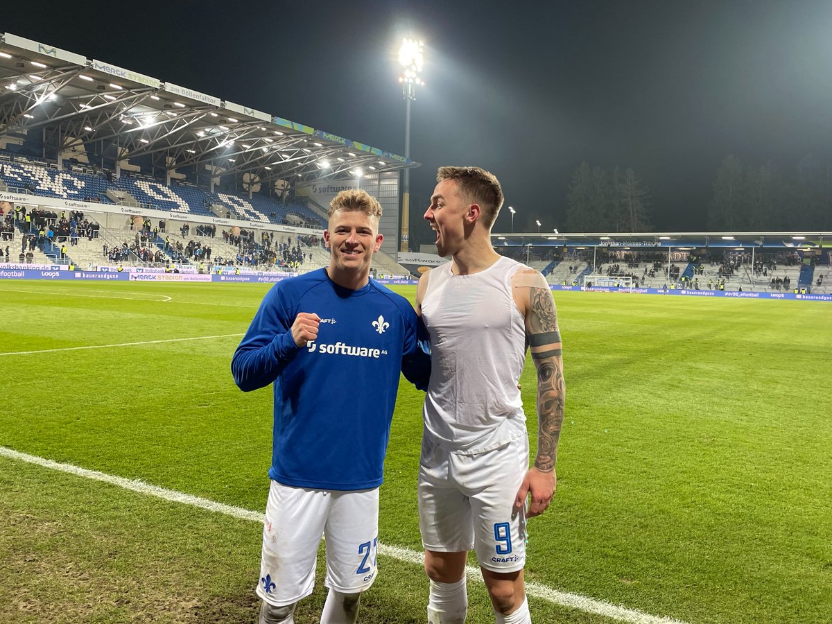 sv98's tweet photo. Bölle. Ein Ort, an dem alles passieren kann 💙 #SVDFCH https://t.co/8mM0jpT1Kl