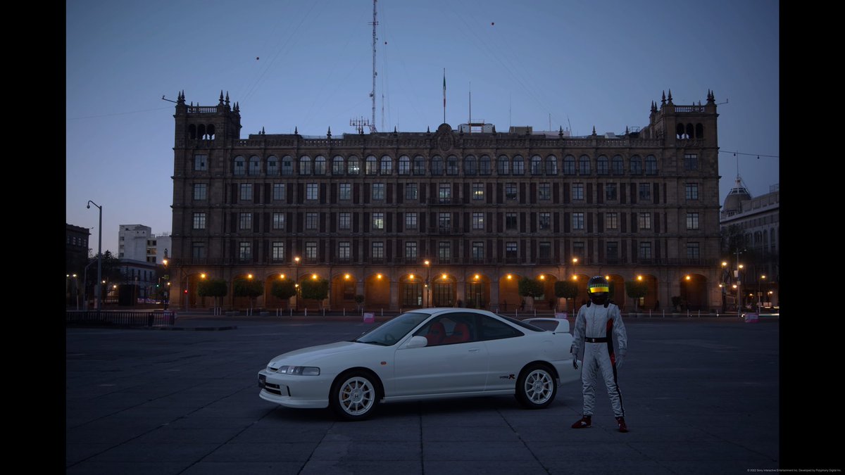 SuperEntiendo's tweet photo. El modo fotografía de #GranTurismo7 es impresionante , aquí unas fotos con todo y bocho de Iron Man en la CDMX , que hizo el @Sergio_Godoy93 https://t.co/HXJL3g6KAV