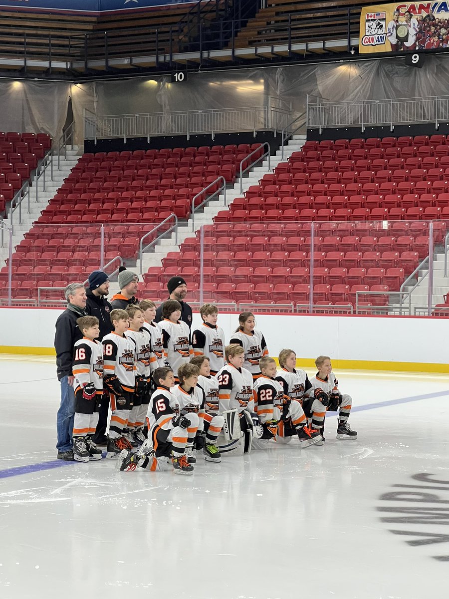 scottsigmanesq's tweet photo. Amazing weekend @canamhockey at the Herb Brooks Miracle on Ice Arena 🇺🇸 @TPYHC in Lake Placid NY #canam #canamhockey @usahockey https://t.co/j4pbv3fTFH