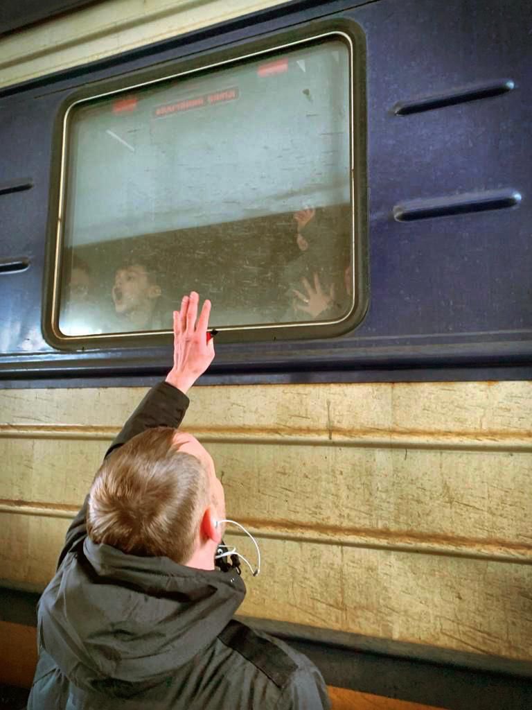 Richard Engel tweet media