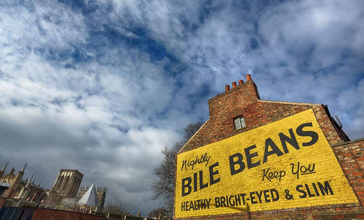 LazloUzala's tweet photo. Nightly Bile Beans famous sign in York. Random photograph I took three years ago today apparently. #York #gableend #sign #bilebeans #beans https://t.co/ozLFsoxLuh