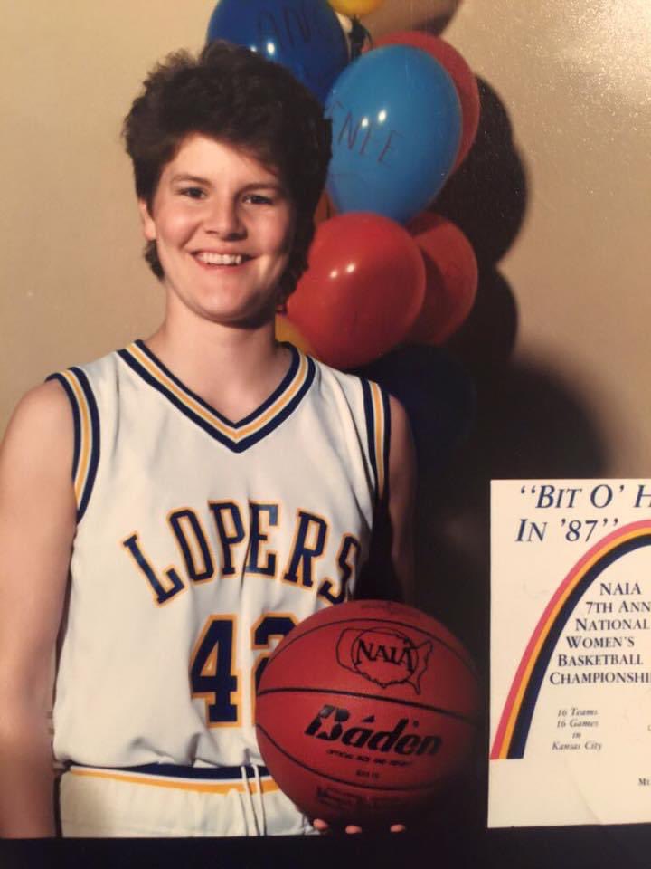BrendaVanLengen's tweet photo. It’s been a few years since I was playing the last game of my career at Municipal Auditorium for @UNKWBB. It’s fun to be back cheering on the Lopers in the quarterfinals of @TheMIAA today. https://t.co/cR6RZ4XzSr