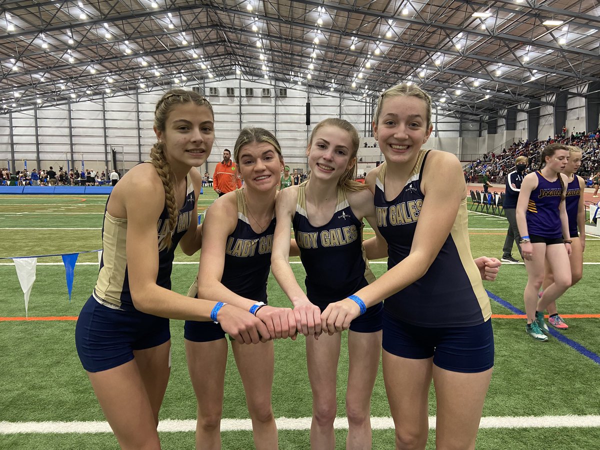 4*800 team of Spangler, Bunting, Heil, and Kerns run a season best of 10:11.7 to earn 18th in the state!