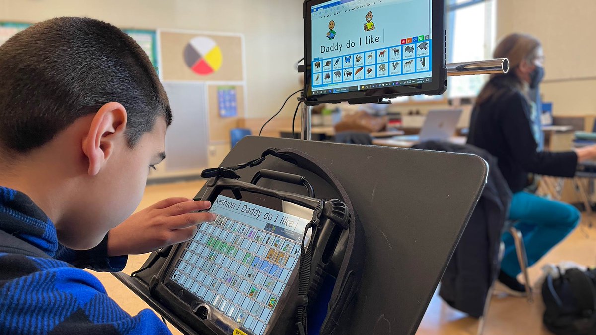 set_bc's tweet photo. Last week's follow up visit with Xeth at #WestviewElementary was exciting! It's impressive to see his progress thanks to #AACtechnology, his efforts, and his team's amazing support. #SurfacePro #Accent1000 #Clicker8 #BJoyMouse @Cricksoft @SaltilloBrand #AAC #nonverbal https://t.co/dhwLDiSWHL