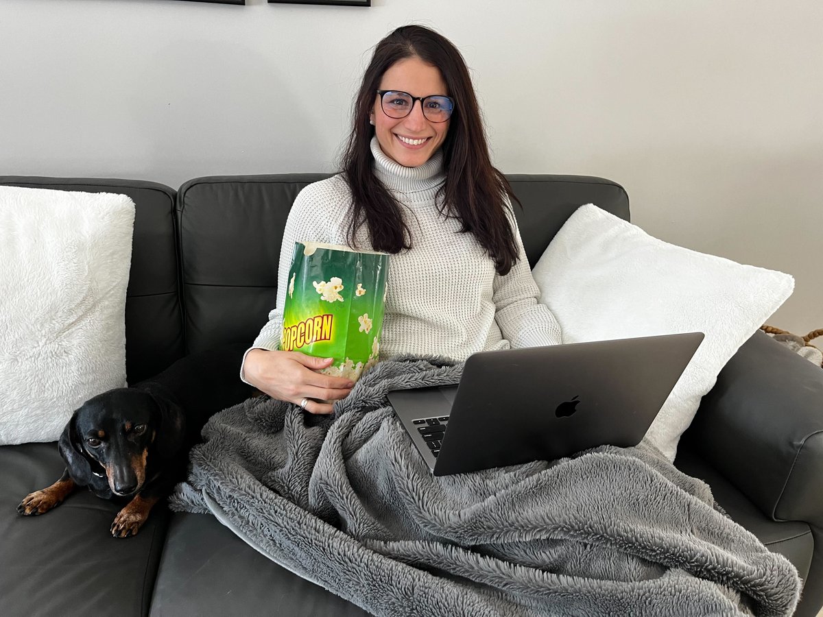 EstatedData's tweet image. In celebration of #EmployeeAppreciationDay, we provided delicious snacks 🍿🍫 for our staff and gathered as a team to remotely watch the #WeWorkDoc on @Hulu 📺!

How is your team celebrating today 🎉? 

#HappyHealthyHumans #WeWorkRemotely #RemoteWork