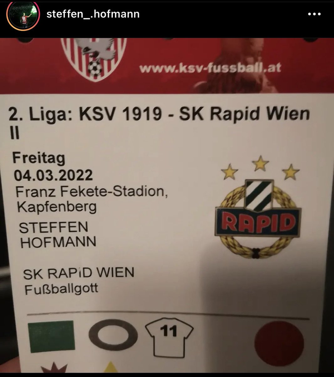 Die Kolleg*innen des <a href="/KSV1919/">Kapfenberger SV</a> beweisen selbst bei der Beschriftung der Akkreditierung großen Fußball-Sachverstand! Bravo! 💚💪🏼

#skrapidII #SHFG #Hofmann #LigaZwa