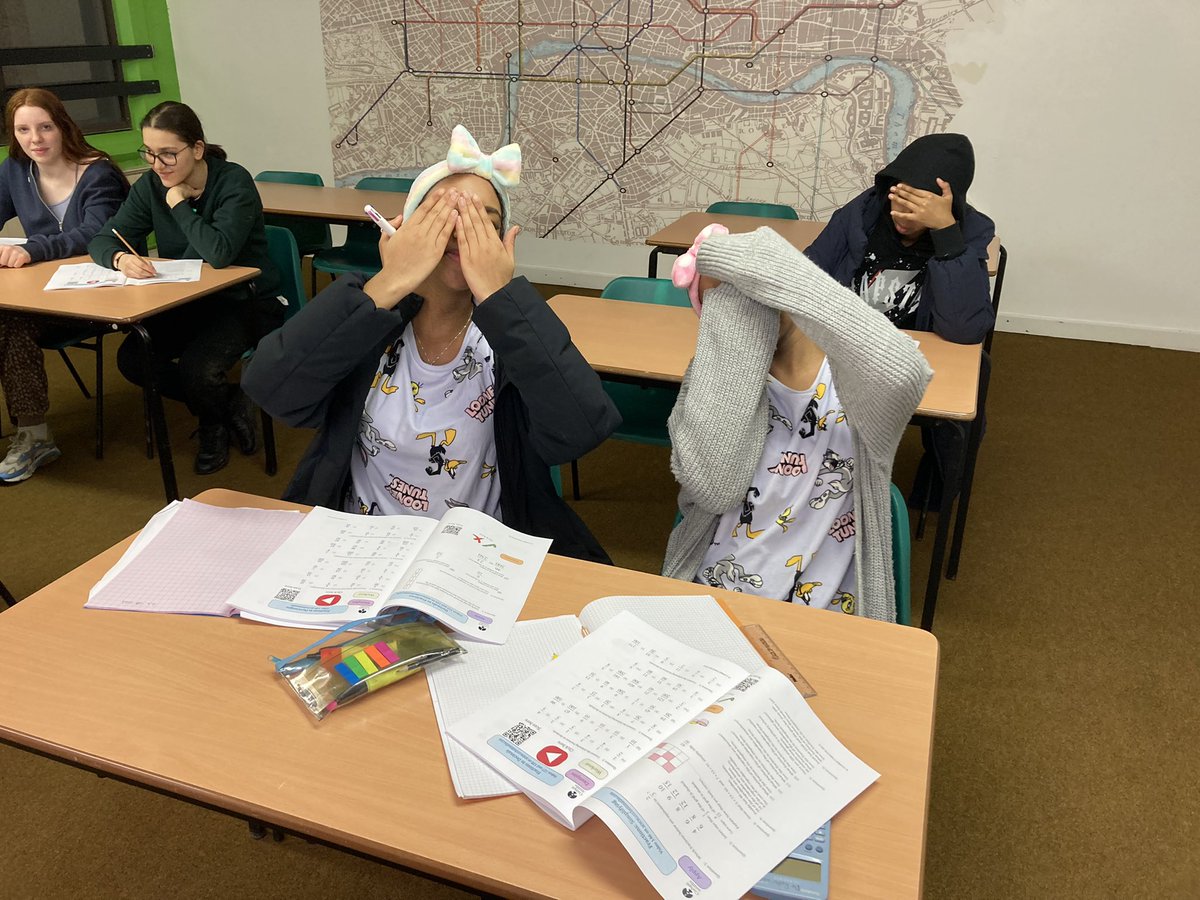 FulhamCross's tweet photo. Our brilliant staff and students working late Friday night to secure those all important Maths grades! #perseverethroughchallenges #embraceopportunities #excelacademically https://t.co/Pqxtx5NHUB