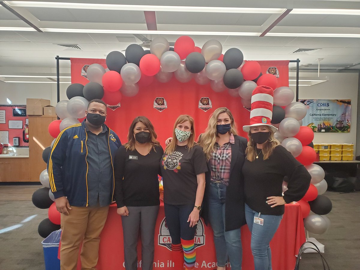 iInspire_CA's tweet photo. Today we had the privilege of hosting guest readers, I am not sure who โค๐ค๐ค it more the students or the readers! Thank-you @PortolaVILS @AndOusd @OUSDEdTech @p1chapmanhills @KLloydIS and the rest of my California ๐ป Family #ReadAcrossAmerica #ousd #welovetoread #cabears https://t.co/mHJvFHClbP