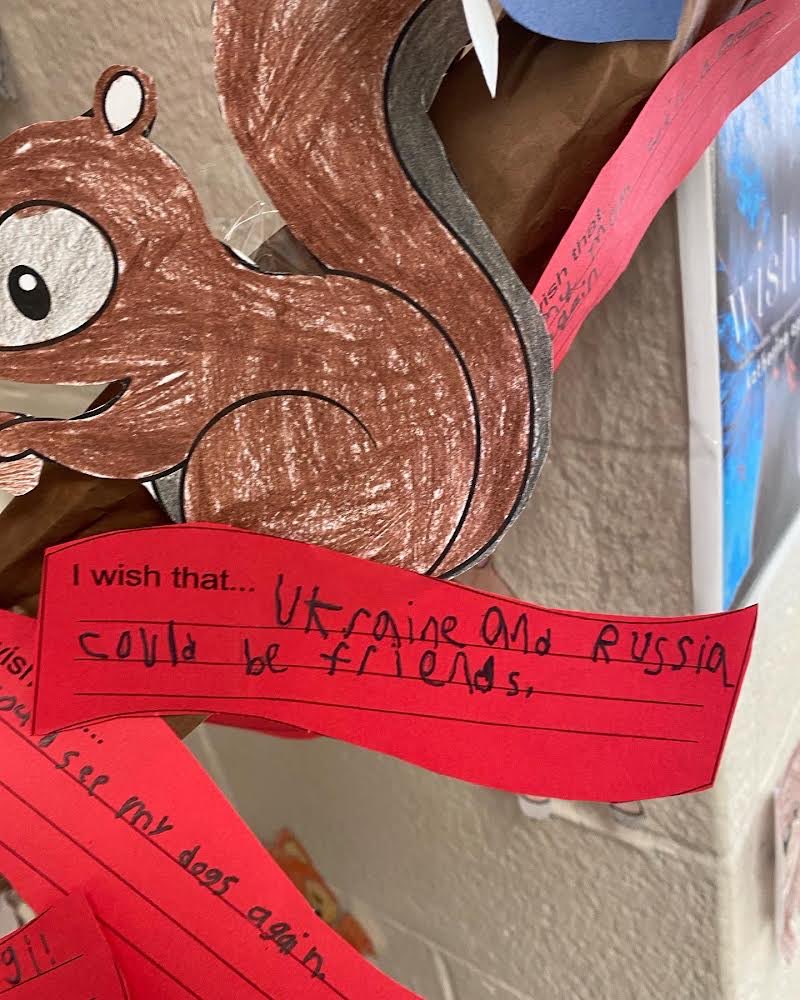 OctoraraLearns's tweet photo. Wish Tree #1School1Book #listentothechildren ⁦@readtothem⁩ https://t.co/RJ00AY9Fbn