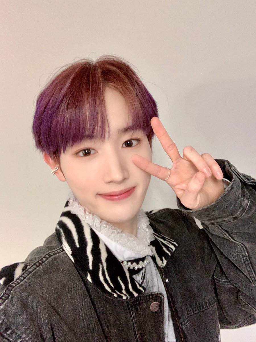 hyukbra's tweet photo. 📷| #TEMPIC ▪︎ 04.03.22  – Publicação no Twitter do Tempest (@TPST__official) com o Hyuk 🐶

 🖤 Hyuk de hoje 🤍

#HYUK #혁 #TEMPEST #TPST #템페스트 
@TPST__official @TPST_twt https://t.co/zh329n7POR