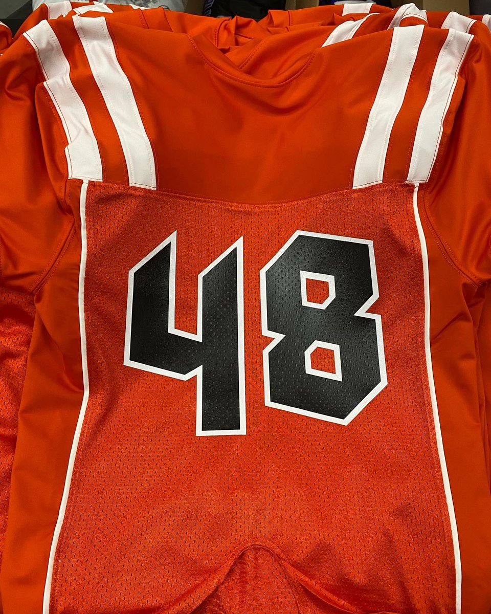 BigsSports1's tweet photo. Quick turn 🏈 jerseys for @OrangeParkAA #goBIGS https://t.co/HrTUoNbqVx