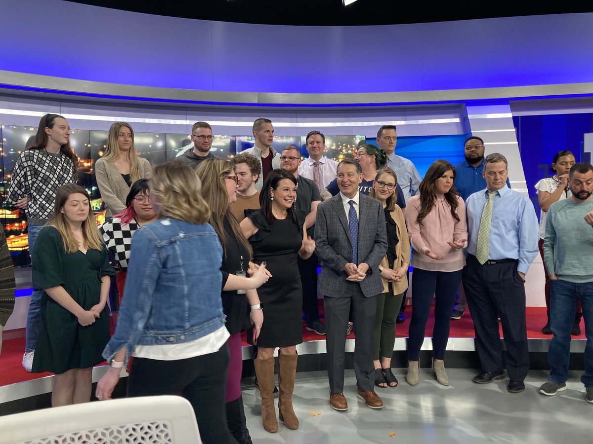 AmandaBazemore's tweet photo. Days like this are hard but the good news— the best is yet to come! ⁦@LindseyWSLS⁩ we salute you today! #LindseyWard #wsls #newbeginnings #GodisGood https://t.co/AKzaLy0qxH