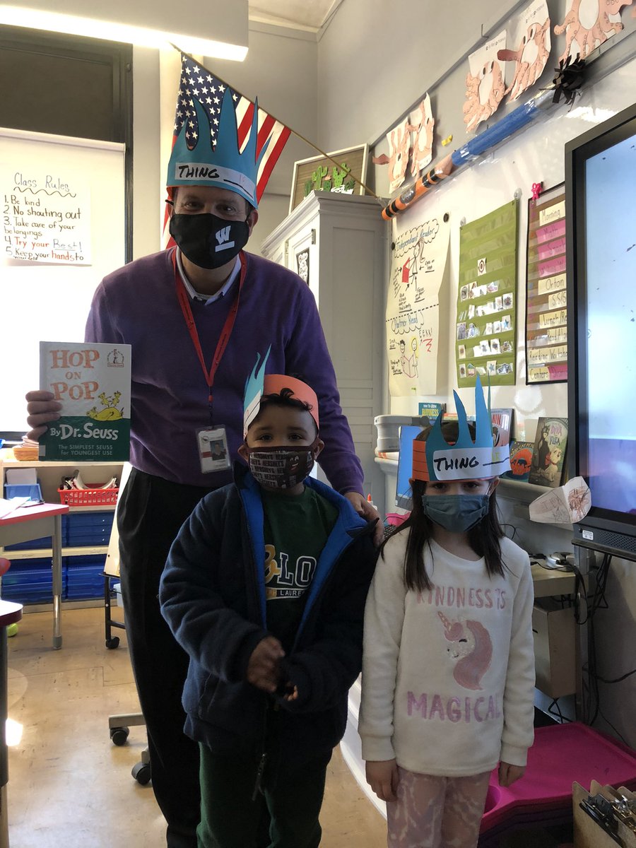 TacchiMiss's tweet photo. Thank you Mr. Connelly for being our guest reader! https://t.co/3RCTqi5O6y