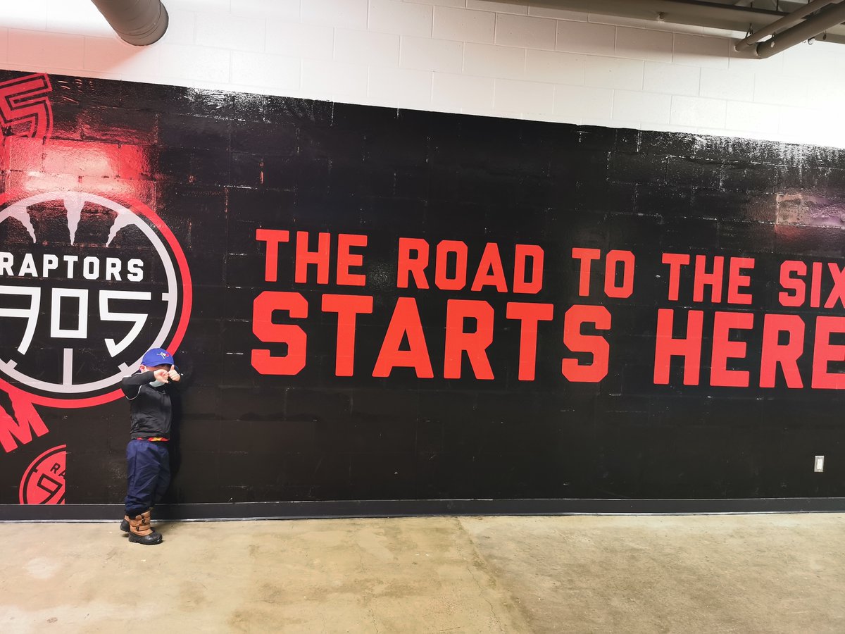 OpaccOrg's tweet photo. Many thanks to @KidsUpFrontTO for the donated tickets that made it possible for these OPACC kids to attend recent @Raptors905 & @TorontoMarlies games! #raptors905 #torontomarlies #kidsupfront #opacc https://t.co/j1hebM71lf