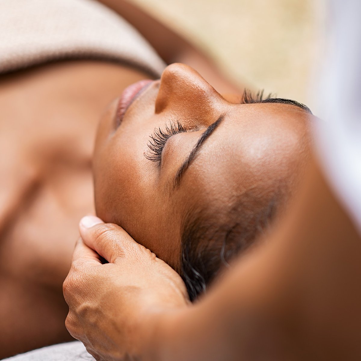 ShearEgo's tweet photo. In need of some extra pampering &amp; relaxation? The Spa at Shear Ego offers luxurious massages – from Hot Stone to Swedish to Deep Tissue – that are performed by our certified staff. Consider customizing your experience with soaks, scrubs, essential oils, and keratin treatments! https://t.co/5maXTi5L4Q