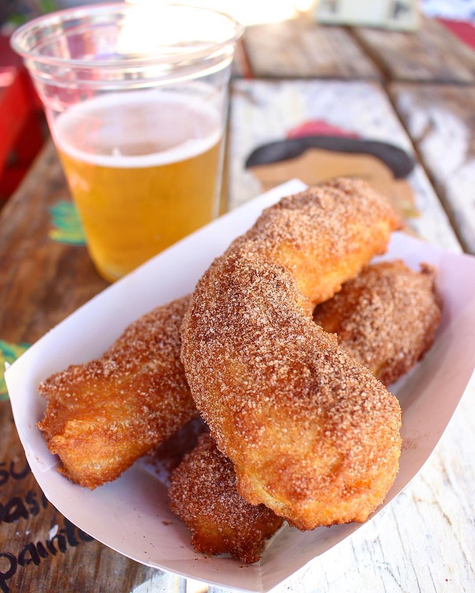 Fried dough with cinnamon sugar aka CHURROS! Grab em at Frita's Cuban Burger Cafe.

📸: <a href="/thenaughtyfork/">The Naughty Fork</a>