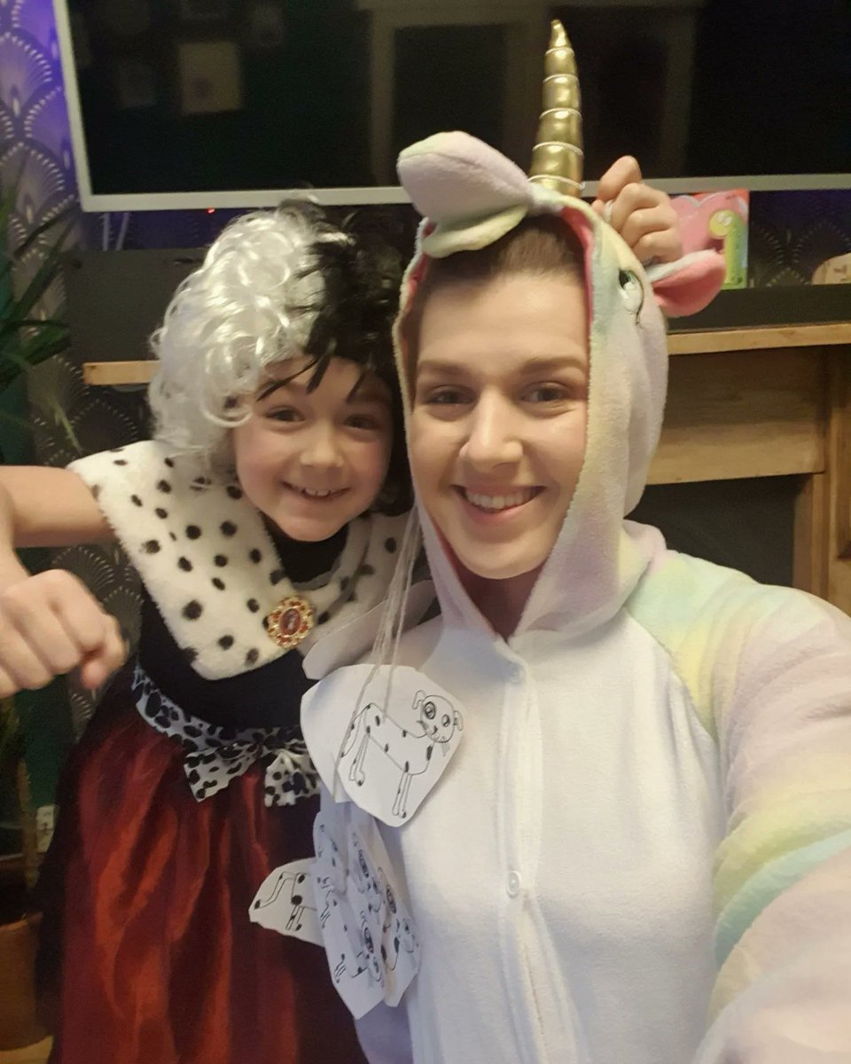 Kat Cross tweet media