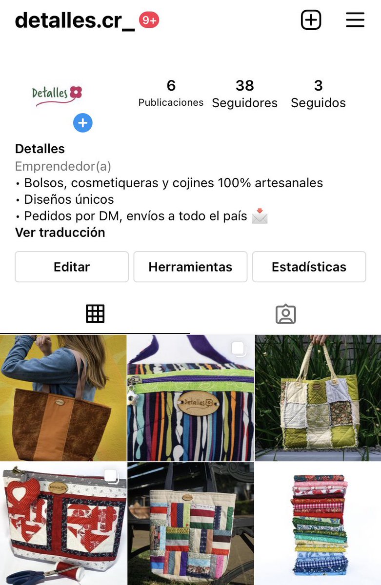 Mi suegra y yo empezamos este emprendimiento

Tenemos bolsos, cosmetiqueras y cojines 100% artesanales 🍃 

Espero que puedan seguir la página, compartir y comprar 🤍