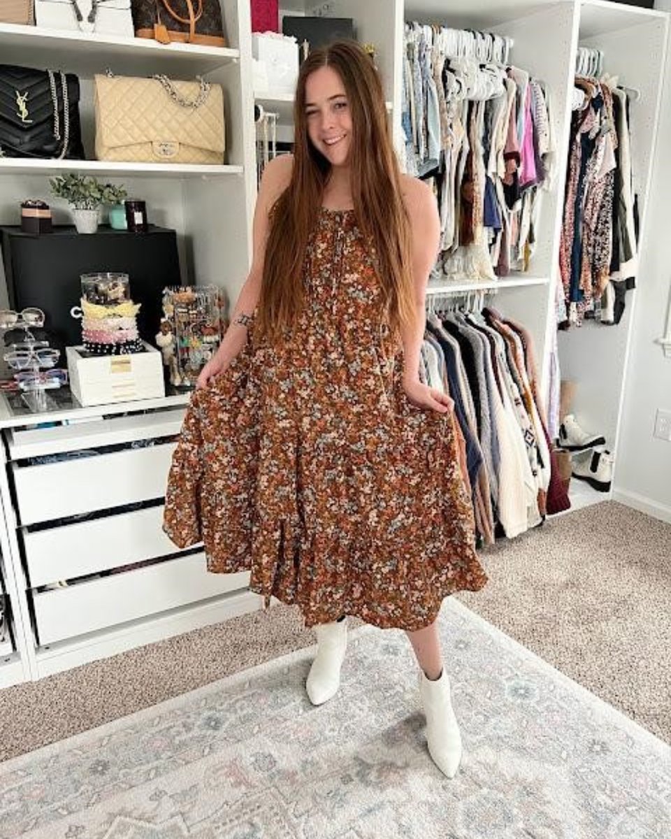 ♻️ Fashion fast isn't free, so check out the ways you can repurpose what's in your closet into something new with the help of @serenaajoyce! Tap below to read more on our Style Blog. ♻️ platoscloset.com/blog/sustainab…