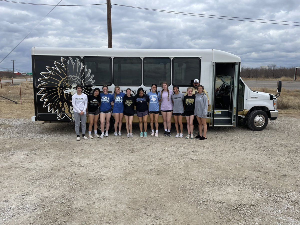 DBatWF's tweet photo. The Quanah Lady Indians visited D-BAT today to work on some bunting skills after playing two games today in Hirschi during the Iowa Park Invitational. Thanks for coming in ladies and good luck tomorrow!

#dbattalent @QuanahISD https://t.co/jD0DxYNLfM