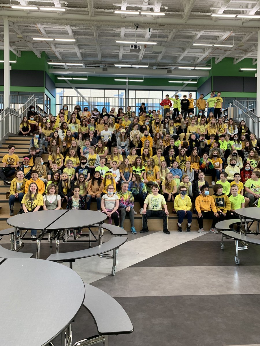 Way to show up HJS! #acceptanceweek2022 #choosetoinclude 💛💛💚🖤🤍<a href="/hjswildcat/">Mr. Tracy</a> <a href="/SLSDmcbee/">Mr. McBee</a> <a href="/acceptance_week/">Acceptance Week</a>