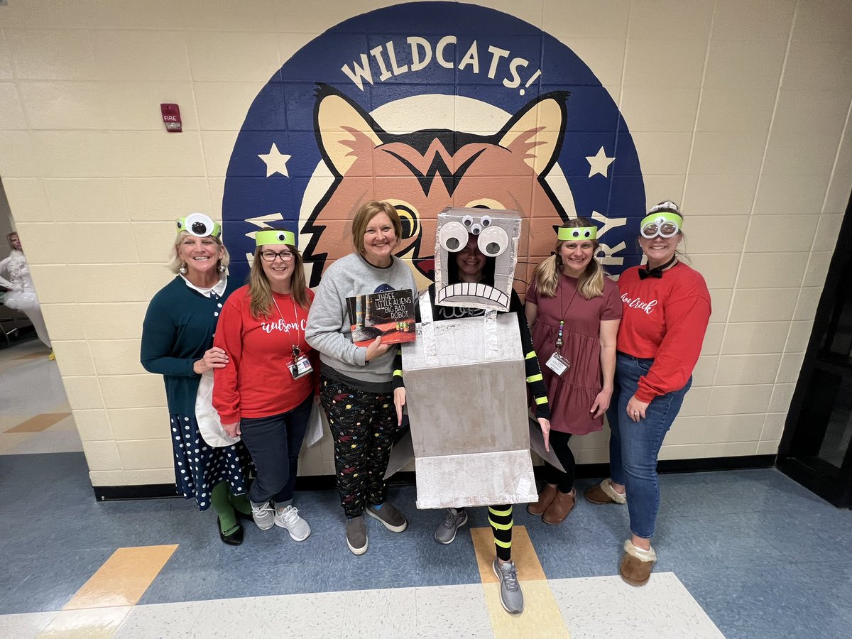 Suzanne Harrington (@litlabwces) on Twitter photo The heart of a teacher is pure gold!! Grateful for this staff and how they made stories come alive for our students!! They are amazing!!! (K, 1, 2) #storybooknight <a href="/WilsonCreekES/">Wilson Creek Elementary School</a> <a href="/WilsoncreekCST/">Marla Grosswald</a> <a href="/haga_stephanie/">Stephanie Haga</a> <a href="/kwestbrooks74/">Kathy Edwards (Westbrooks)</a> <a href="/kidsinroom241/">Elaina Forney</a> <a href="/Ms_Engs_class/">Ms. Eng 📚📝</a> <a href="/PullmansKinders/">Emily Pullman</a> The heart of a teacher is pure gold!! Grateful for this staff and how they made stories come alive for our students!! They are amazing!!! (K, 1, 2) #storybooknight <a href="/WilsonCreekES/">Wilson Creek Elementary School</a> <a href="/WilsoncreekCST/">Marla Grosswald</a> <a href="/haga_stephanie/">Stephanie Haga</a> <a href="/kwestbrooks74/">Kathy Edwards (Westbrooks)</a> <a href="/kidsinroom241/">Elaina Forney</a> <a href="/Ms_Engs_class/">Ms. Eng 📚📝</a> <a href="/PullmansKinders/">Emily Pullman</a>
