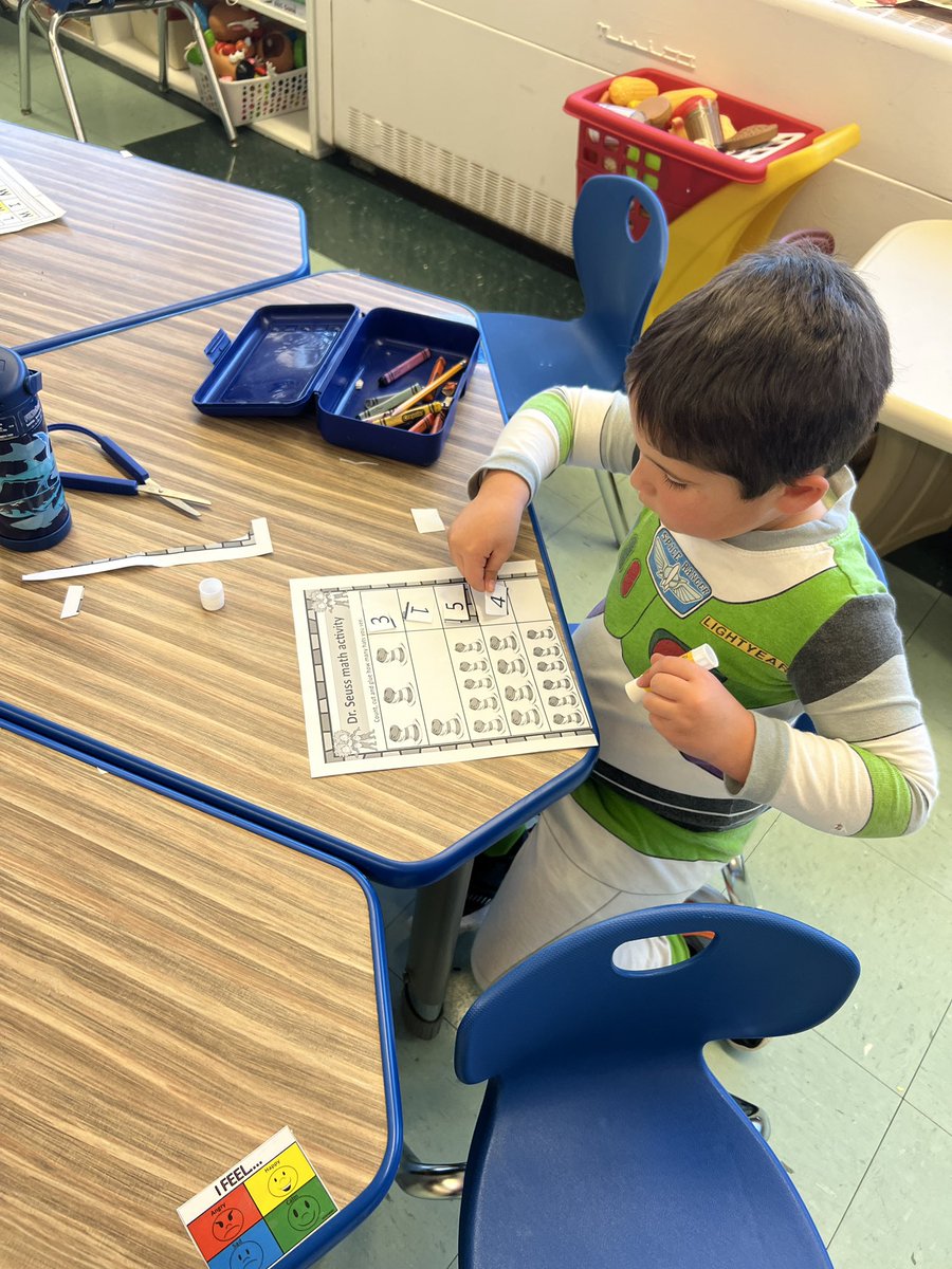 PFainUPK's tweet photo. Mrs. Fain’s UPK class celebrated Read Across America all week which included spirit days, guest readers, and special activities. https://t.co/2MgPZG4uDE