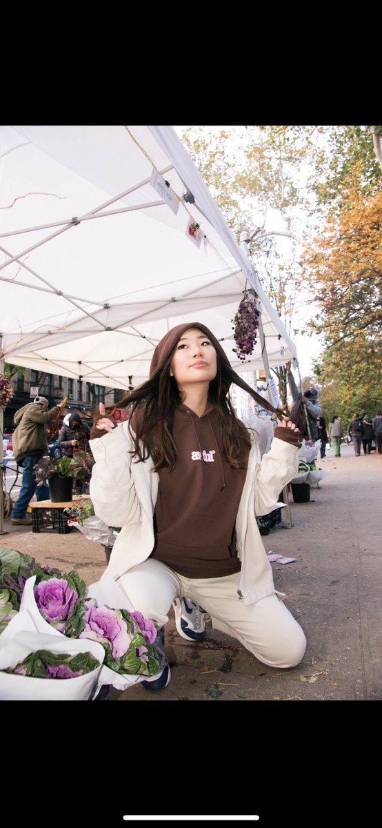 This could be you 😏…. Mindset hoodies going quick