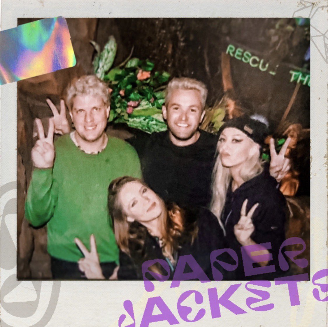 Thanks for all the love on 𝙎𝙤𝙪𝙫𝙚𝙣𝙞𝙧𝙨, 𝐕𝐨𝐥. 𝟐 💿✌🏼
Keep streaming!