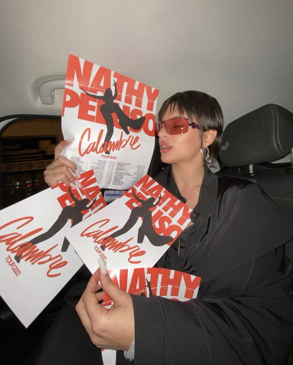 NathyPeluso's tweet photo. PRIMERAS FECHAS D CALAMBRE TOUR AROUND DA WORLD CONFIRMADAS 🚨LINK PARA LAS PRIMERAS ENTRADAS
STAY TUNED XQ VIENEN MASS ❤️❤️❤️❤️💋 ESTA ERA VA A SER INOLVIDABLE NO SABEN EL SHOW Q VOY A LLEVARLES VIVA LA MUSICA EN VIVO CARAJO!!! CALAMBREEEEE🔌❤️ https://t.co/BkWM3BHrHa https://t.co/QRDS1yCGch