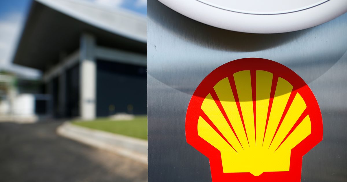 Reuters's tweet photo. Shell buys cargo of Russian crude loading mid-March from Trafigura https://t.co/8hMOi4tLNC https://t.co/7Is06069YG