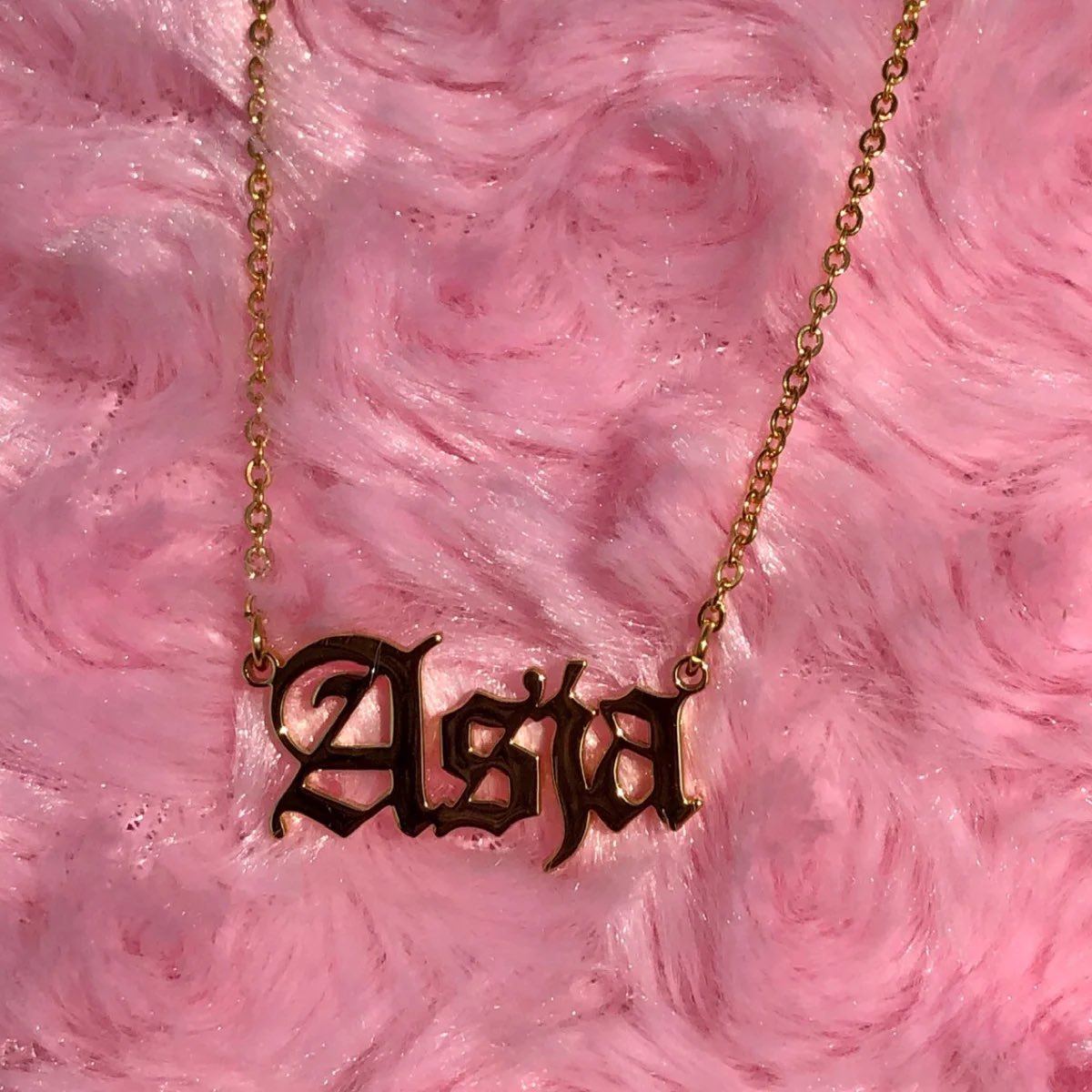 SHOPKAECHE's tweet photo. Our top 4 most viewed pieces ✨ https://t.co/CEtZadQvPF