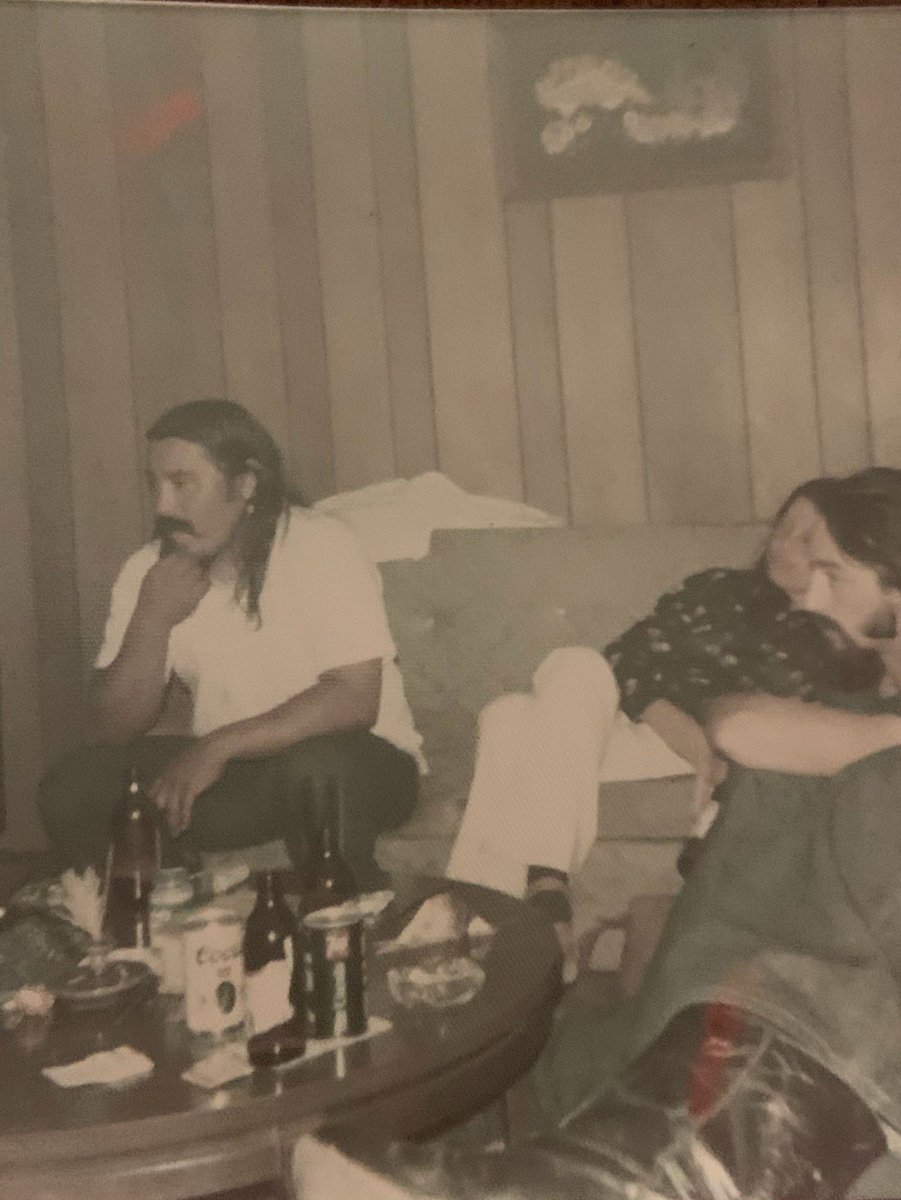 katj1618's tweet photo. Even tho I never got to meet you, I feel like we would’ve been the best of friends & you’d be on my ass just like my dad🖤🕊#grandpops #AFFA https://t.co/X9Yhf86XVv