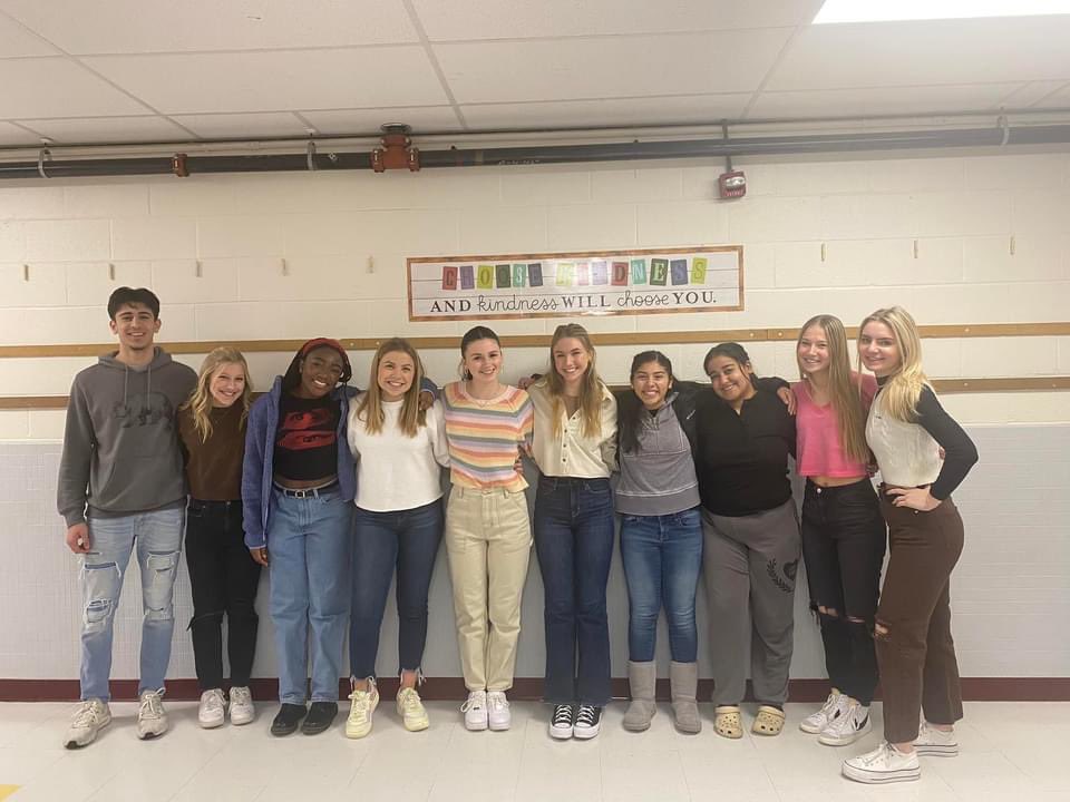 The best morning with some fun  <a href="/rosemontrockets/">Rosemont Elementary</a> ! <a href="/MhsSnhs/">MHS SNHS🧪</a> 💚